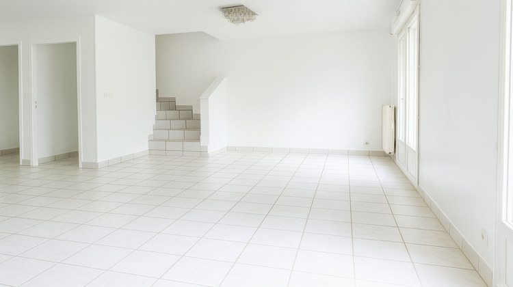 Ma-Cabane - Vente Maison SAINT-THIBAULT-DES-VIGNES, 110 m²