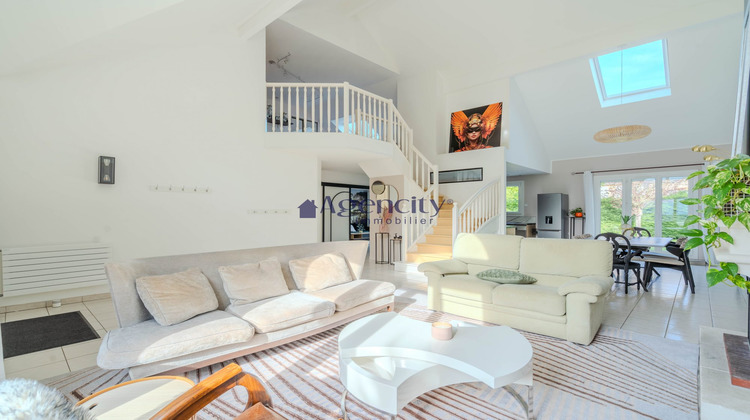 Ma-Cabane - Vente Maison Saint-Thibault-des-Vignes, 168 m²