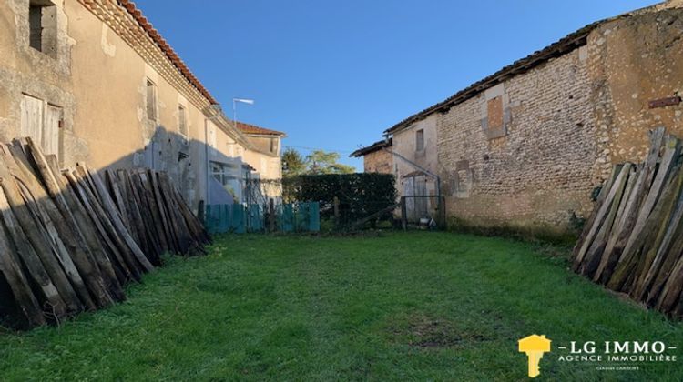 Ma-Cabane - Vente Maison Saint-Thomas-de-Conac, 107 m²