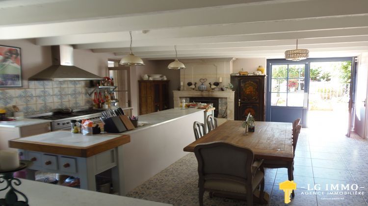 Ma-Cabane - Vente Maison Saint-Thomas-de-Conac, 328 m²