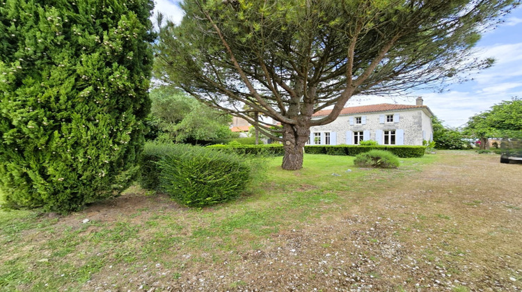 Ma-Cabane - Vente Maison SAINT-THOMAS-DE-CONAC, 205 m²