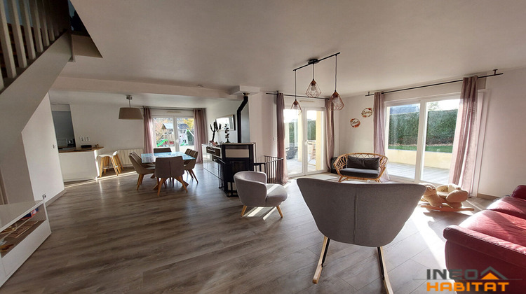 Ma-Cabane - Vente Maison SAINT-THUAL, 127 m²