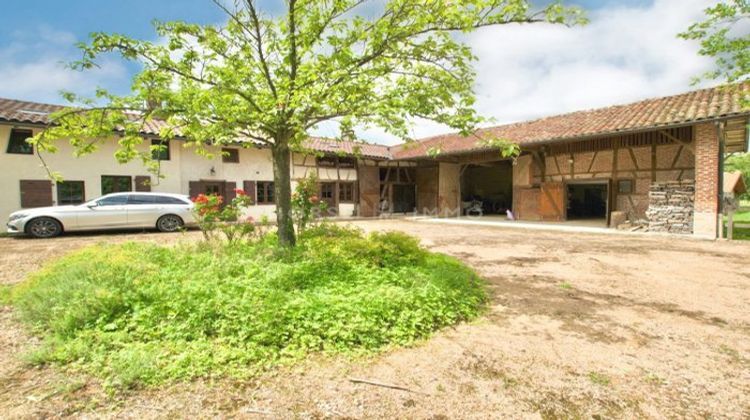 Ma-Cabane - Vente Maison Saint-Trivier-de-Courtes, 250 m²