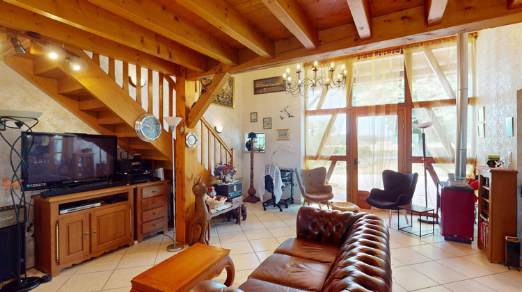 Ma-Cabane - Vente Maison Saint-Trivier-de-Courtes, 163 m²