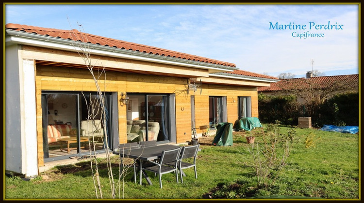 Ma-Cabane - Vente Maison SAINT TRIVIER DE COURTES, 116 m²