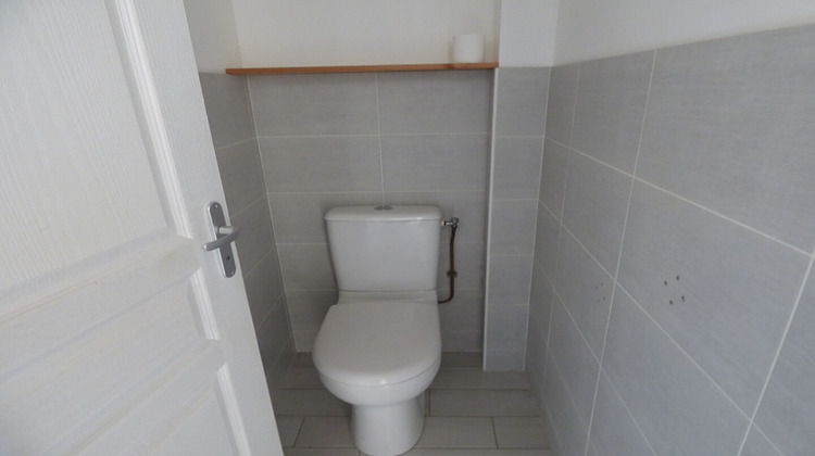 Ma-Cabane - Vente Maison SAINT-TRIVIER-DE-COURTES, 81 m²