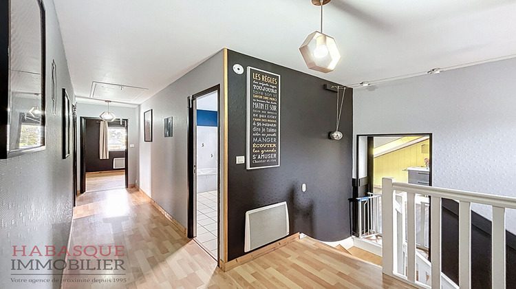 Ma-Cabane - Vente Maison SAINT-URBAIN, 230 m²