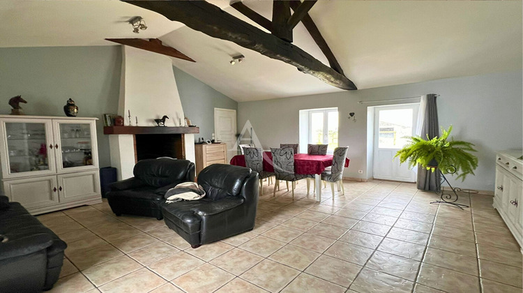 Ma-Cabane - Vente Maison SAINT-URBAIN, 142 m²