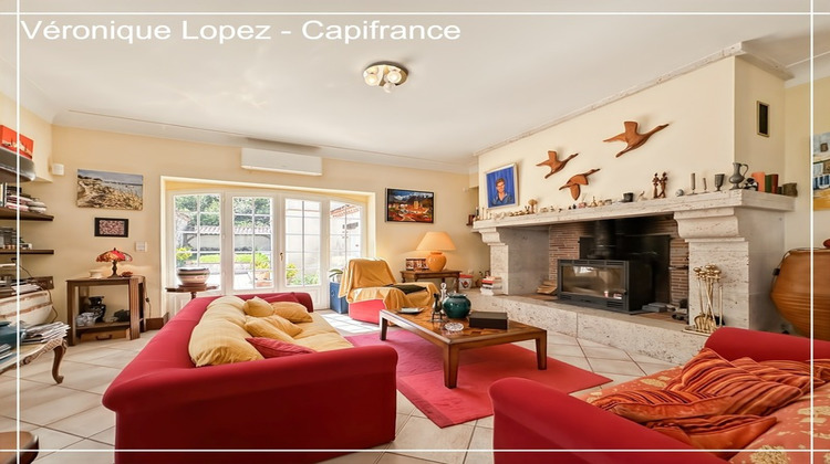 Ma-Cabane - Vente Maison SAINT URCISSE, 242 m²