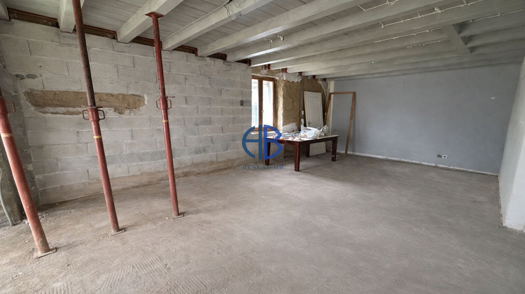 Ma-Cabane - Vente Maison SAINT-VICTOR-DE-MORESTEL, 114 m²