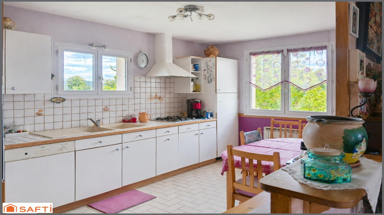 Ma-Cabane - Vente Maison Saint-Victor-de-Morestel, 100 m²