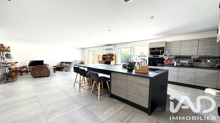 Ma-Cabane - Vente Maison Saint-Victor-la-Coste, 100 m²