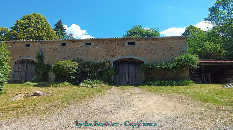 Ma-Cabane - Vente Maison SAINT VICTOR MONTVIANEIX, 213 m²