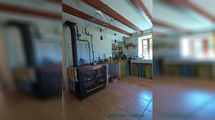 Ma-Cabane - Vente Maison SAINT VICTOR MONTVIANEIX, 213 m²