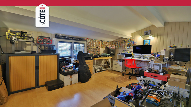 Ma-Cabane - Vente Maison SAINT-VICTORET, 141 m²