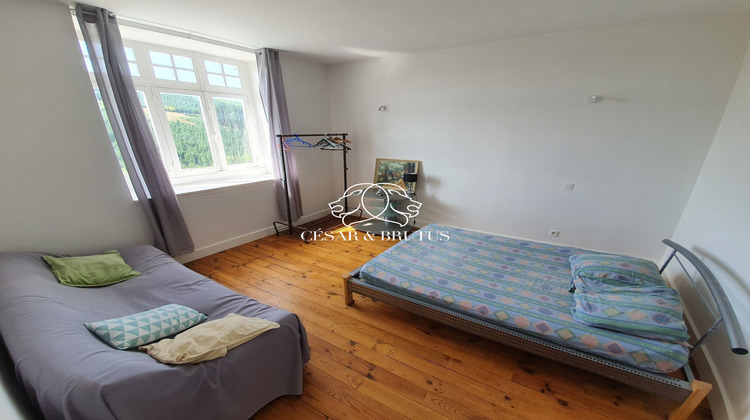 Ma-Cabane - Vente Maison Saint-Vincent-de-Reins, 200 m²