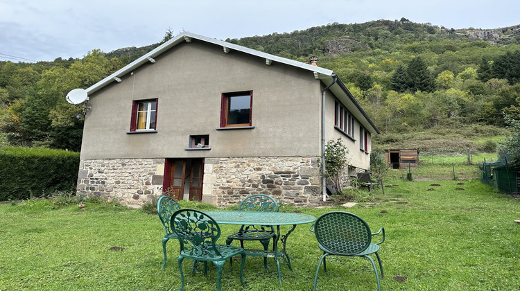 Ma-Cabane - Vente Maison Saint-Vincent-de-Salers, 95 m²