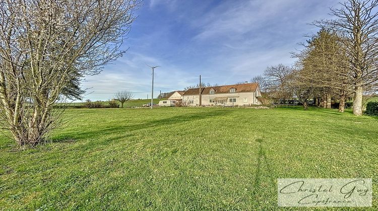 Ma-Cabane - Vente Maison SAINT VINCENT DU LOROUER, 195 m²