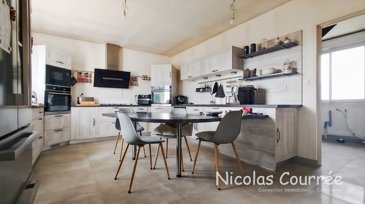 Ma-Cabane - Vente Maison SAINT VINCENT LA CHATRE, 240 m²