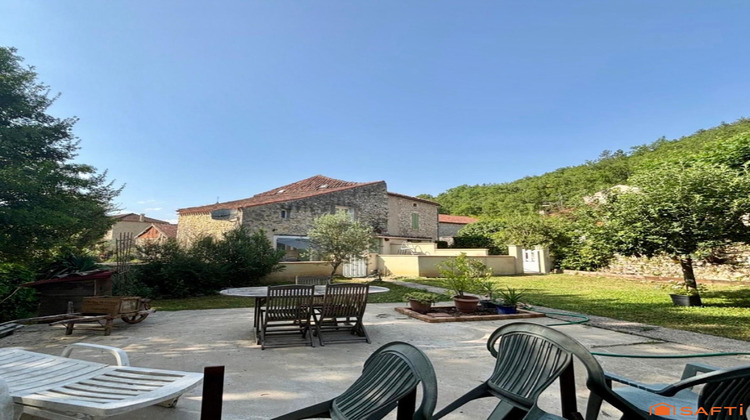 Ma-Cabane - Vente Maison Saint-Vincent-Rive-d'Olt, 230 m²