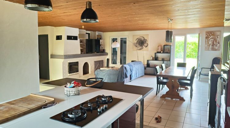 Ma-Cabane - Vente Maison SAINT VINCENT SUR JARD, 119 m²