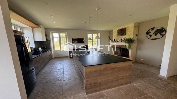 Ma-Cabane - Vente Maison Saint-Vivien-de-Medoc, 254 m²