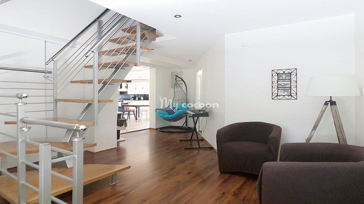 Ma-Cabane - Vente Maison SAINT-VULBAS, 218 m²