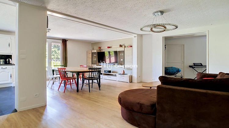 Ma-Cabane - Vente Maison SAINT-VULBAS, 218 m²