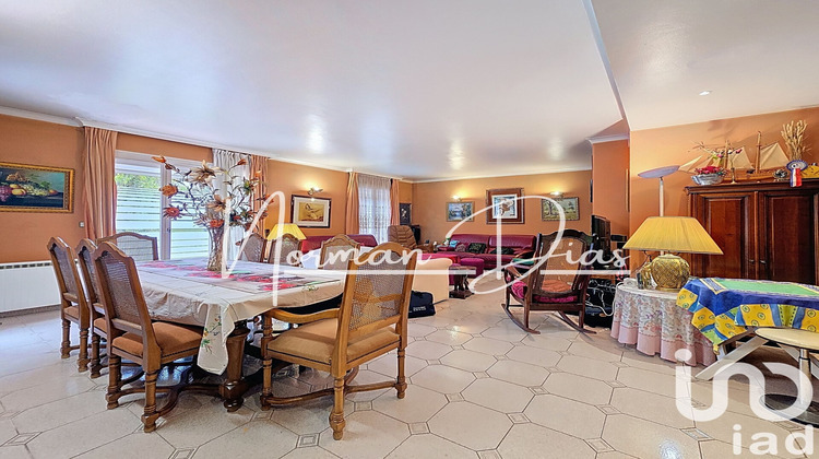 Ma-Cabane - Vente Maison Saint-Witz, 238 m²