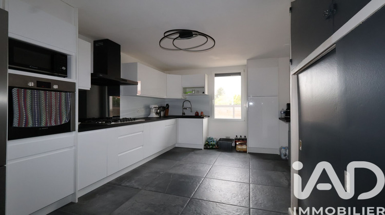 Ma-Cabane - Vente Maison Saint-Yorre, 151 m²