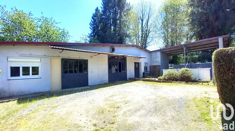 Ma-Cabane - Vente Maison Saint-Yrieix-la-Perche, 195 m²