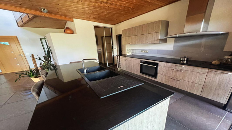 Ma-Cabane - Vente Maison SAINT YRIEIX LA PERCHE, 155 m²