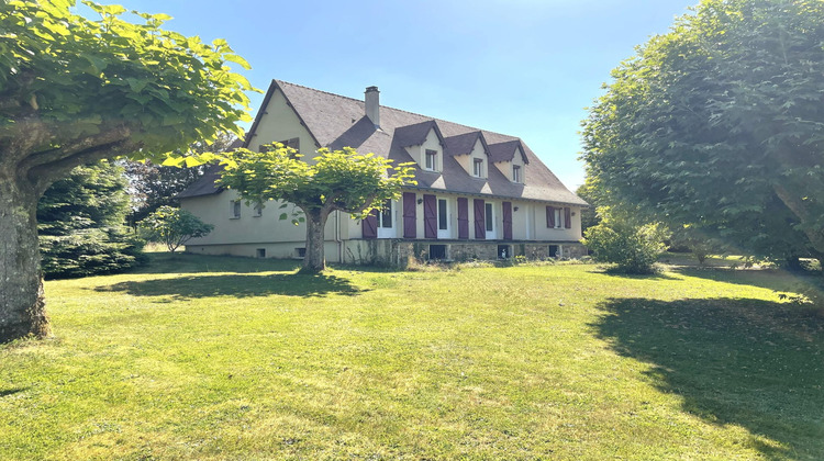 Ma-Cabane - Vente Maison Saint-Yrieix-la-Perche, 189 m²