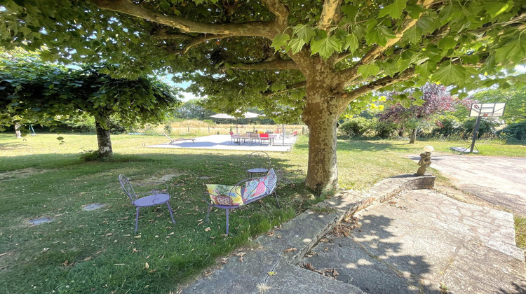 Ma-Cabane - Vente Maison Saint-Yrieix-la-Perche, 189 m²