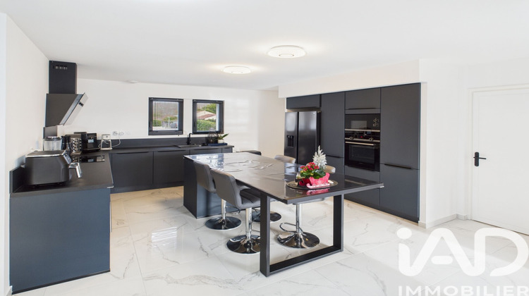 Ma-Cabane - Vente Maison Saint-Yrieix-sur-Charente, 210 m²