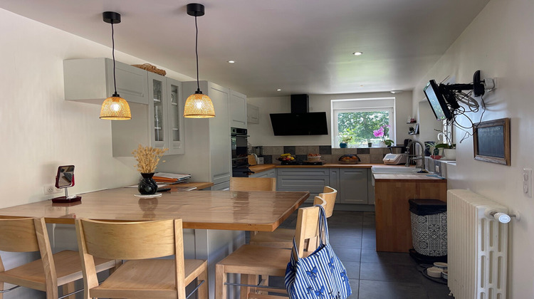 Ma-Cabane - Vente Maison SAINT-YVI, 200 m²