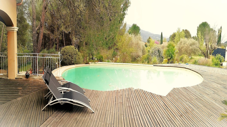 Ma-Cabane - Vente Maison Saint-Zacharie, 200 m²