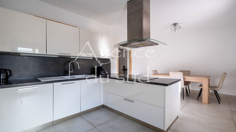 Ma-Cabane - Vente Maison SAINT-ZACHARIE, 282 m²