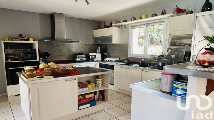 Ma-Cabane - Vente Maison Sainte-Anastasie-sur-Issole, 122 m²