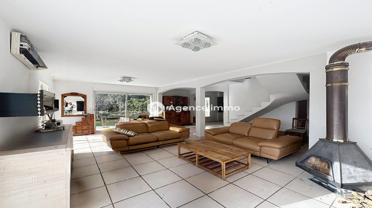 Ma-Cabane - Vente Maison Sainte-Anastasie-sur-Issole, 145 m²