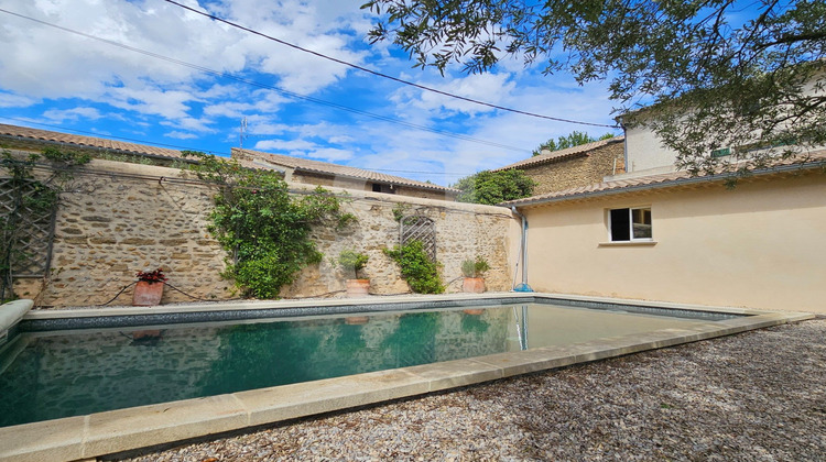 Ma-Cabane - Vente Maison Sainte-Cécile-les-Vignes, 328 m²