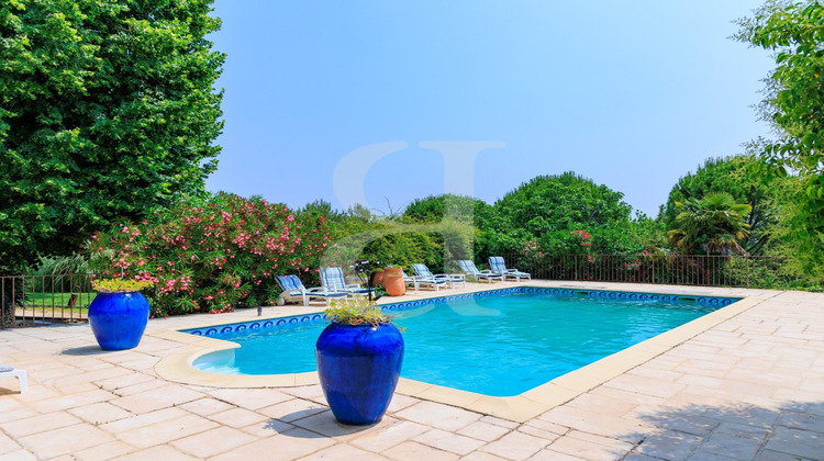 Ma-Cabane - Vente Maison Sainte-Cécile-les-Vignes, 370 m²