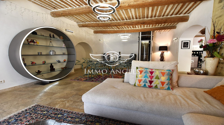 Ma-Cabane - Vente Maison Sainte-Cécile-les-Vignes, 341 m²