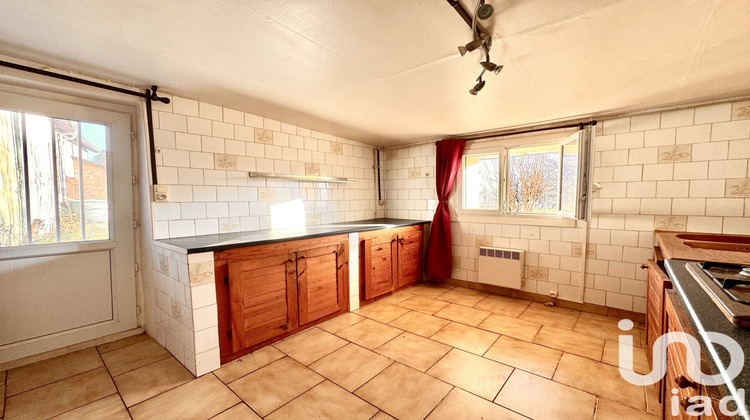 Ma-Cabane - Vente Maison Sainte-Colombe-des-Bois, 54 m²