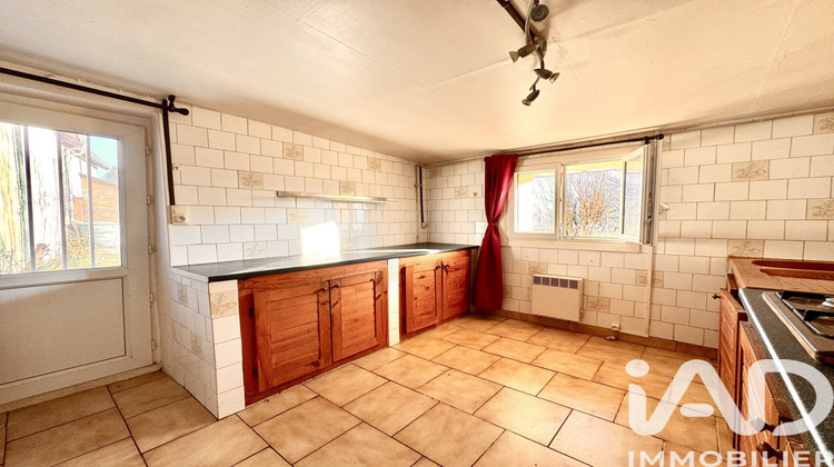 Ma-Cabane - Vente Maison Sainte-Colombe-des-Bois, 54 m²