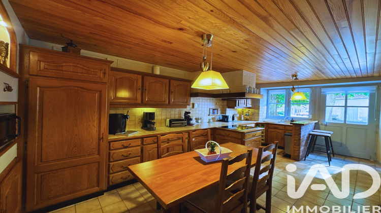 Ma-Cabane - Vente Maison Sainte-Colombe-des-Bois, 161 m²