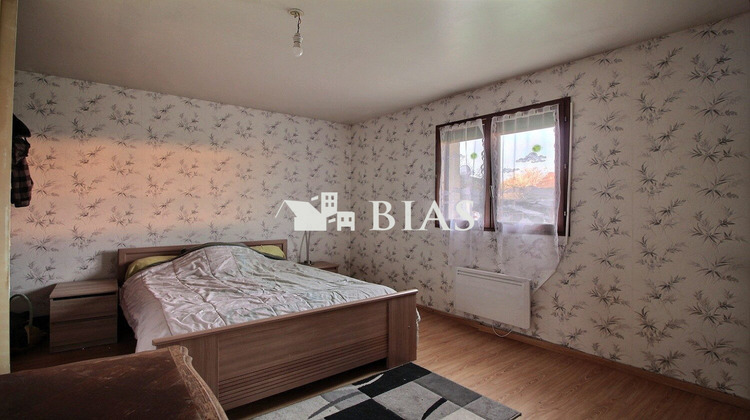 Ma-Cabane - Vente Maison Sainte-Colombe-la-Commanderie, 75 m²