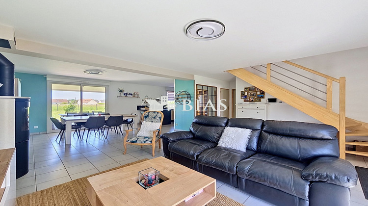 Ma-Cabane - Vente Maison Sainte-Colombe-la-Commanderie, 119 m²