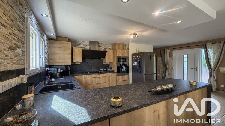Ma-Cabane - Vente Maison Sainte-Colombe-la-Commanderie, 115 m²