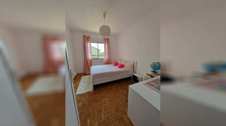 Ma-Cabane - Vente Maison Sainte-Consorce, 270 m²